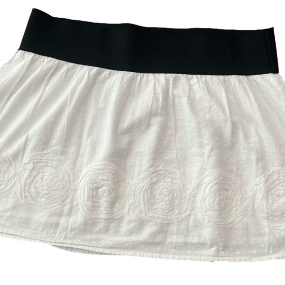 Passport mono floral mini skirt - Picture 1 of 8